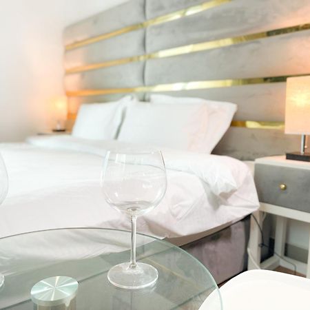 Luxury Room With Marina View Close To Jbr Beach And Metro With Shared Kitchen Ντουμπάι Εξωτερικό φωτογραφία