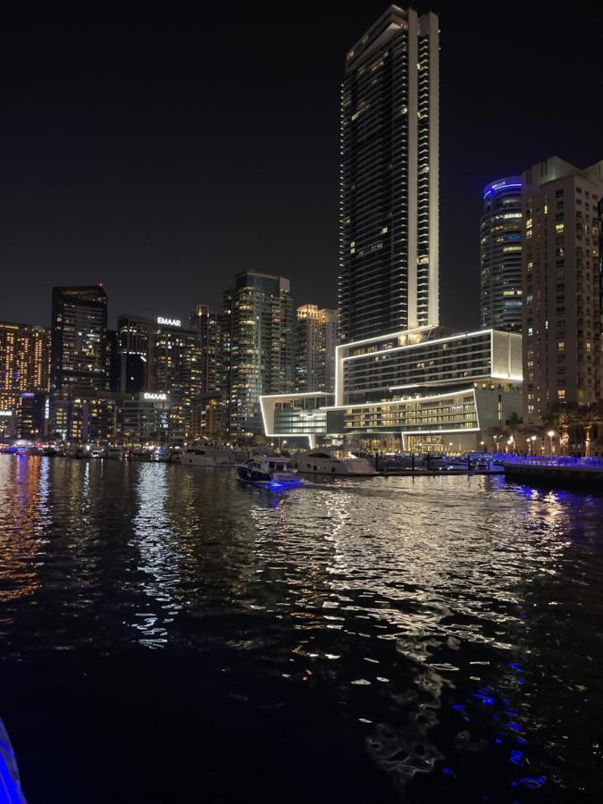 Luxury Room With Marina View Close To Jbr Beach And Metro With Shared Kitchen Ντουμπάι Εξωτερικό φωτογραφία